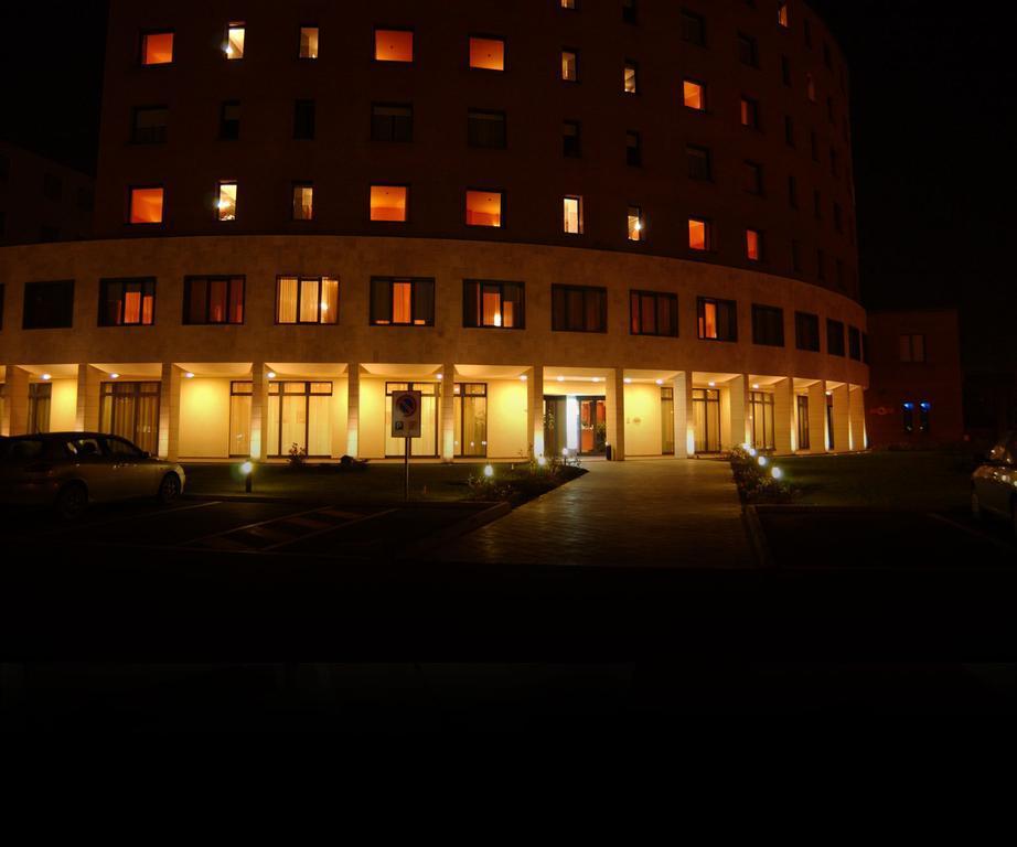 B&B Hotel Сассуоло Экстерьер фото